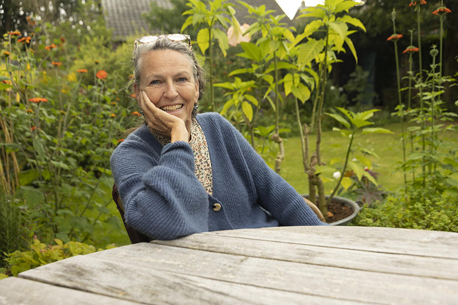 Maria in de tuin vertelt over Untire